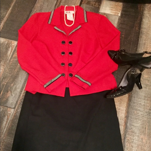 Petite suit top by R & K Originals. Final price! - Picture 2 of 7